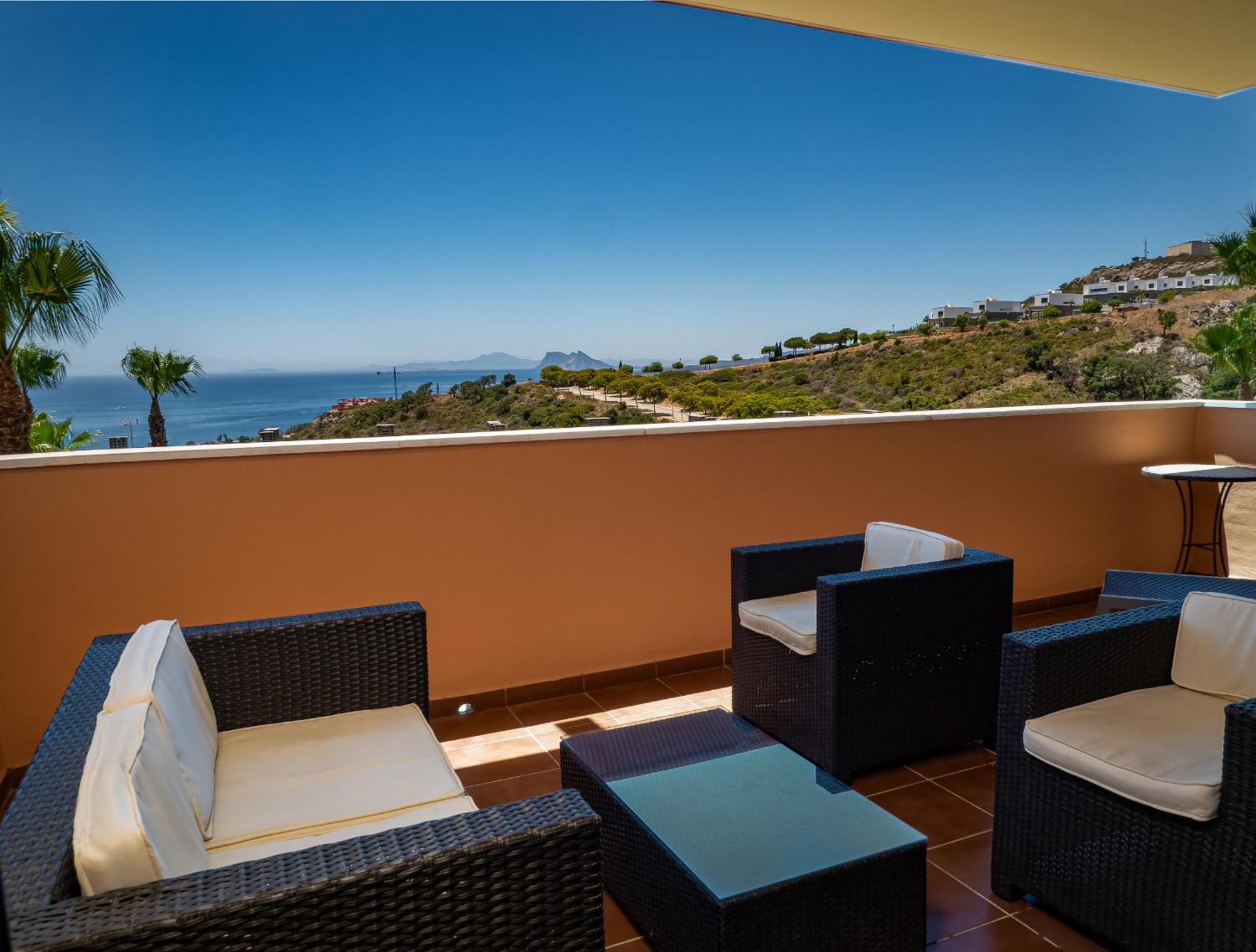 2055-Superb 2Bedrooms Apt, Gibraltar And Sea View Manilva Dış mekan fotoğraf